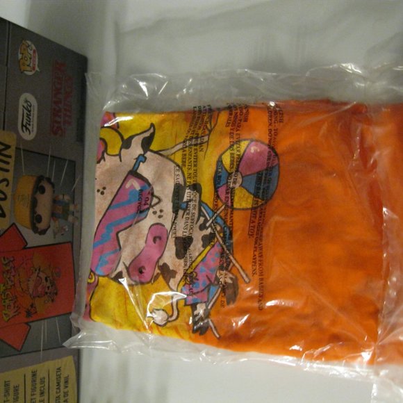Funko Pop&Tee Stranger Things NIB - Picture 14 of 14